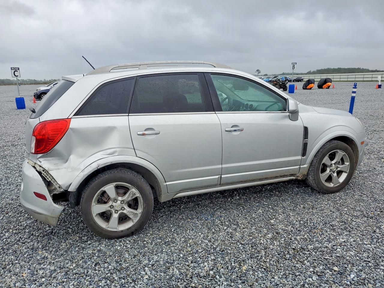 2014 Chevrolet Captiva Ltz - Image 3