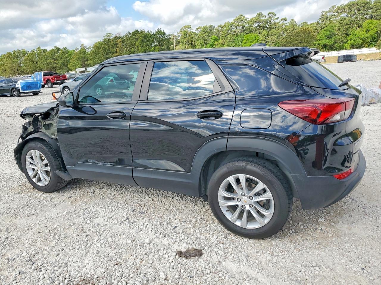 2023 Chevrolet Trailblazer Ls - Фото 2
