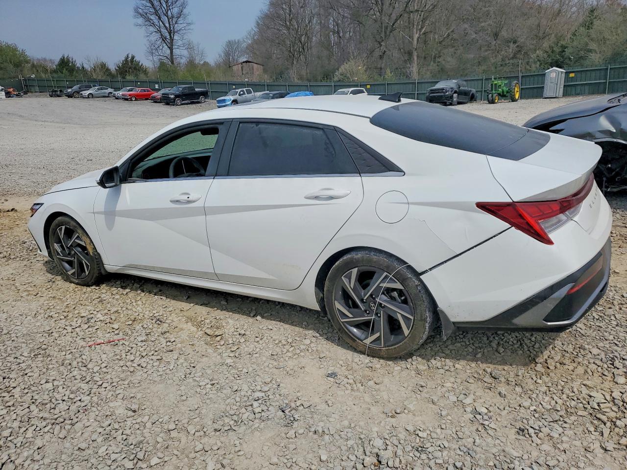 2024 Hyundai Elantra Sel - Фото 2