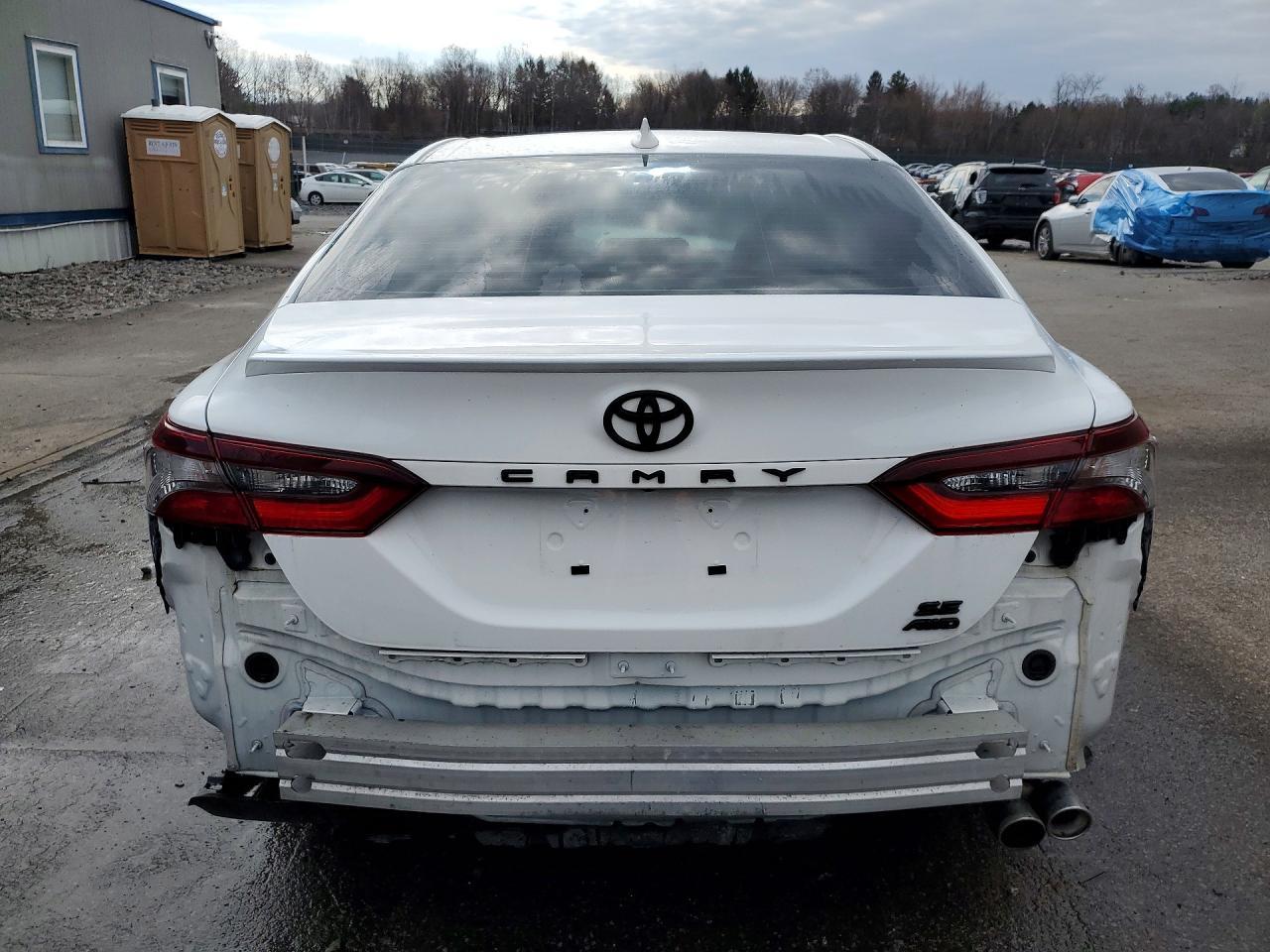 2024 Toyota Camry Se - Фото 6