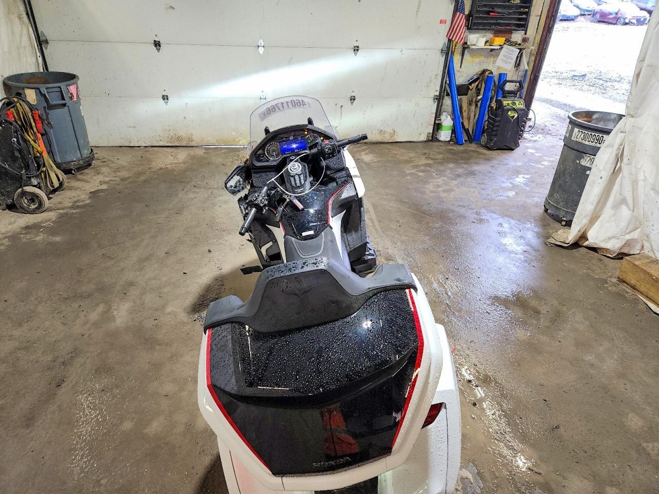 2024 Honda Gl1800 D - Фото 6