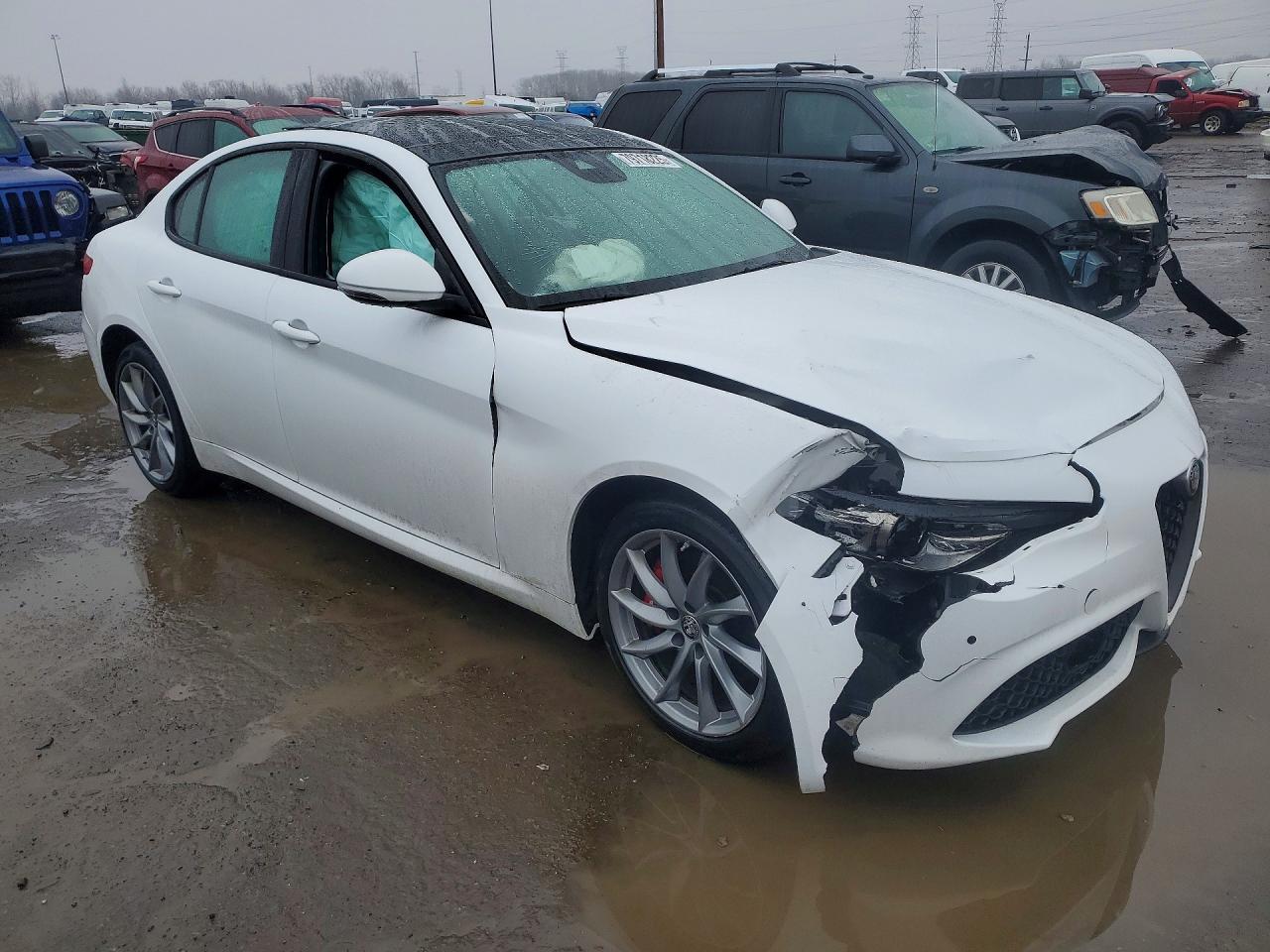 2023 Alfa Romeo Giulia Sprint - Фото 4