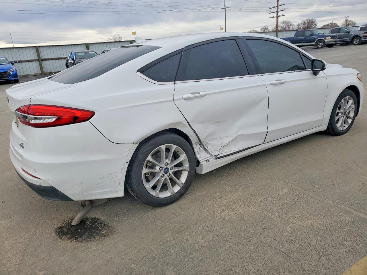 2020 Ford Fusion - Фото 3