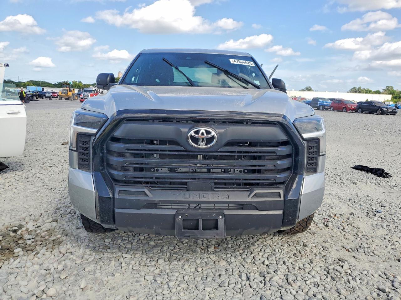 2025 Toyota Tundra Sr - Фото 5