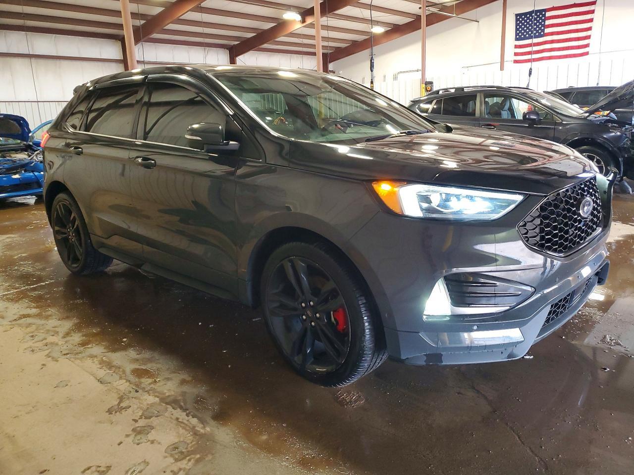 2021 Ford Edge St - Фото 4