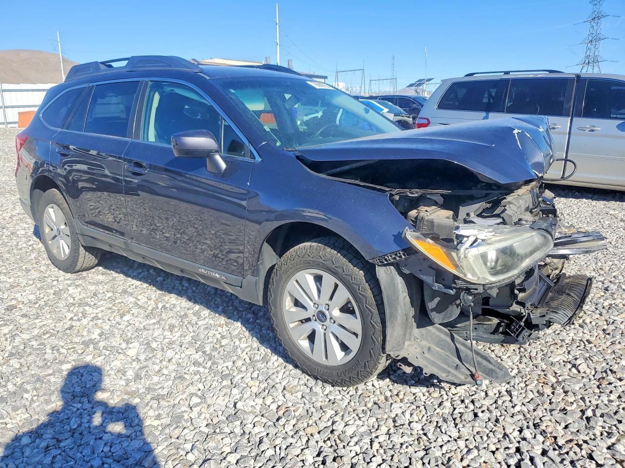 2017 Subaru Outback 2.5I Premium - Image 4