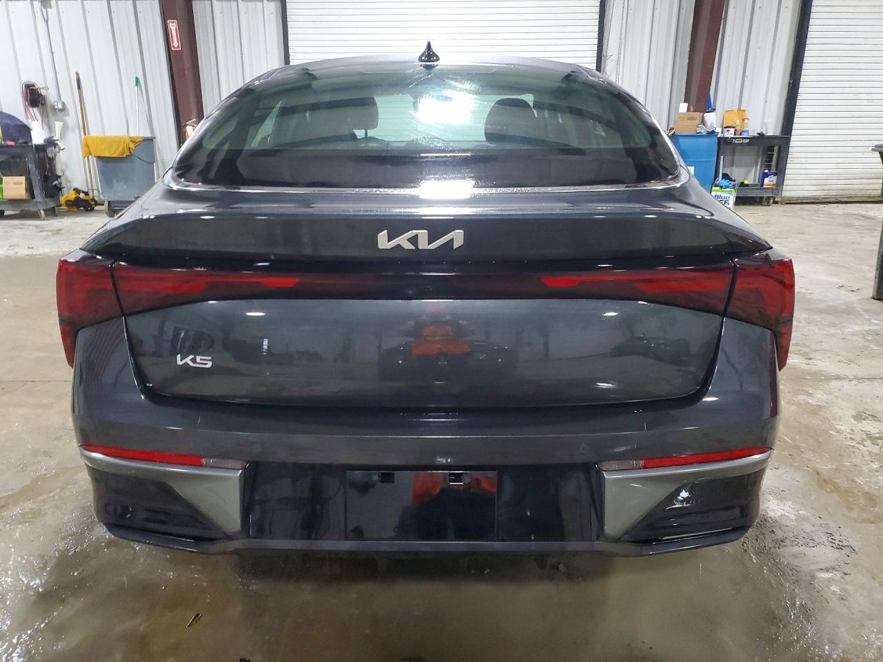 2025 Kia K5 Lxs - Image 6