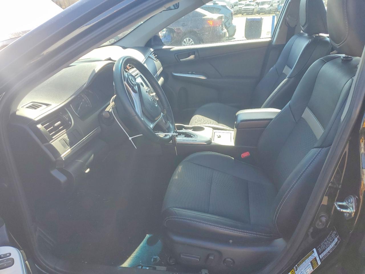 2014 Toyota Camry Se - Image 7