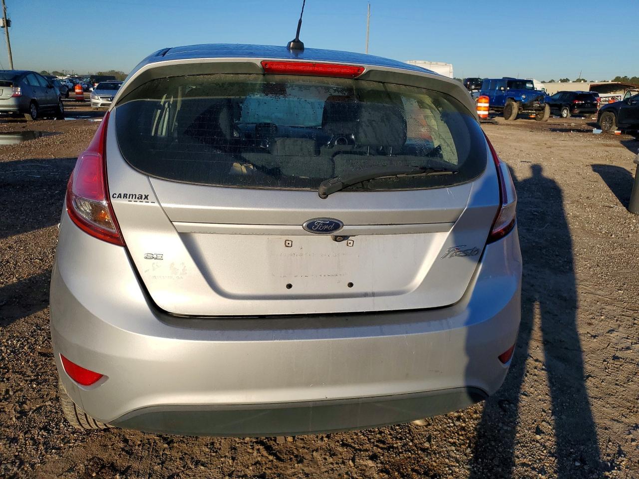 2018 Ford Fiesta Se - Фото 6