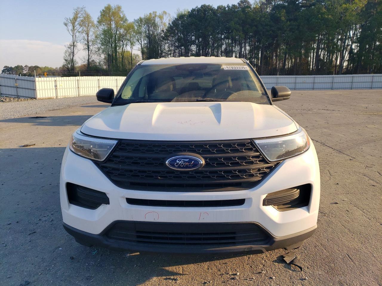 2020 Ford Explorer - Image 5
