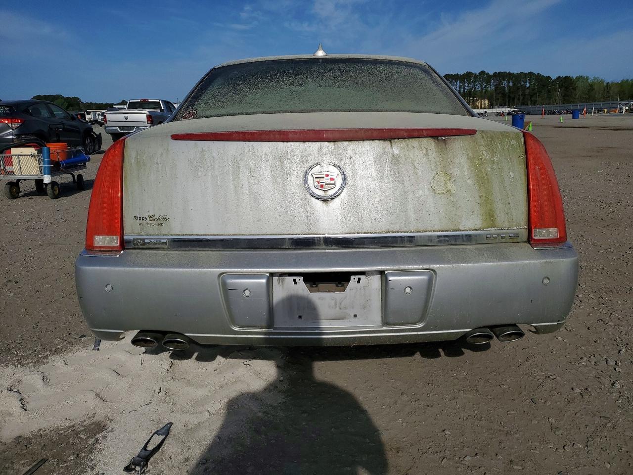 2010 Cadillac Dts Premium Collection - Image 6