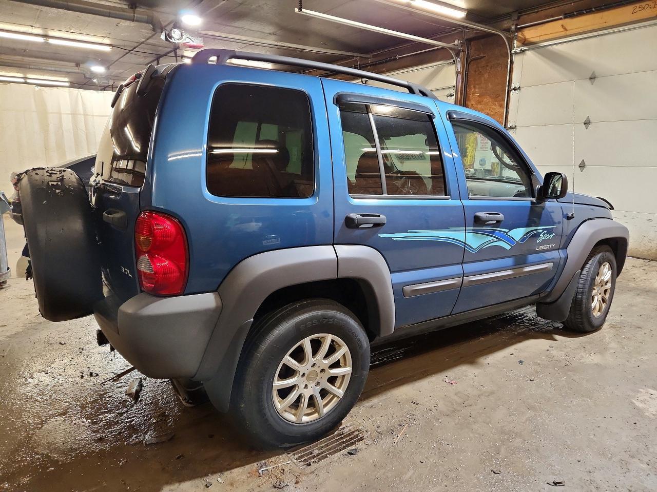 2004 Jeep Liberty Sport - Фото 3