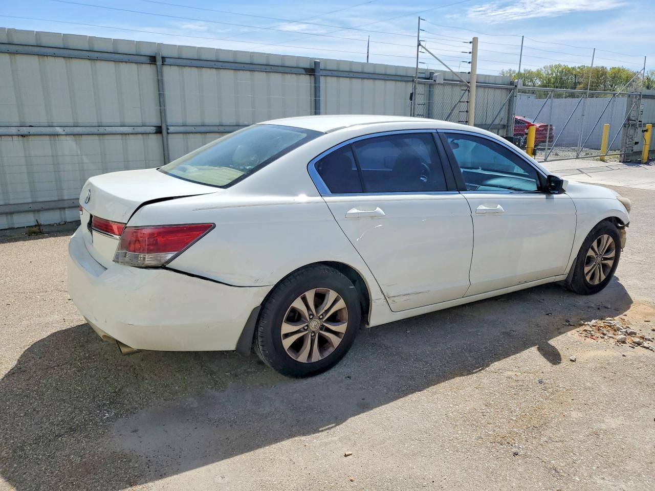 2012 Honda Accord Lx - Фото 3