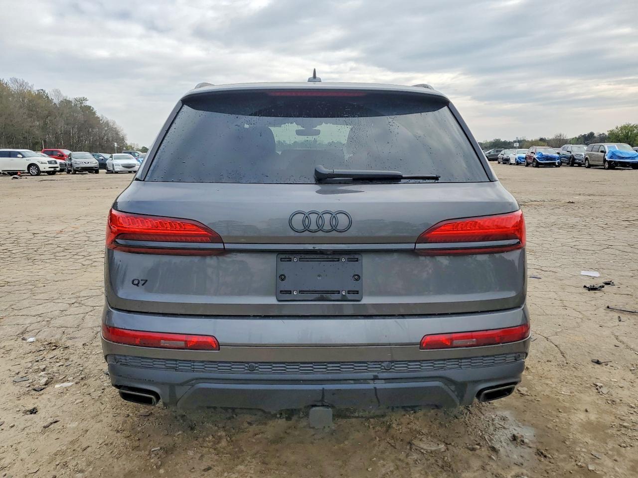2025 Audi Q7 Premium Plus - Image 6