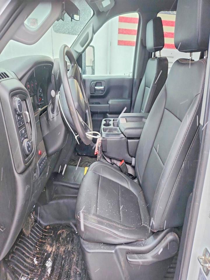 2022 Chevrolet Silverado Hd Dump Truck - Image 7