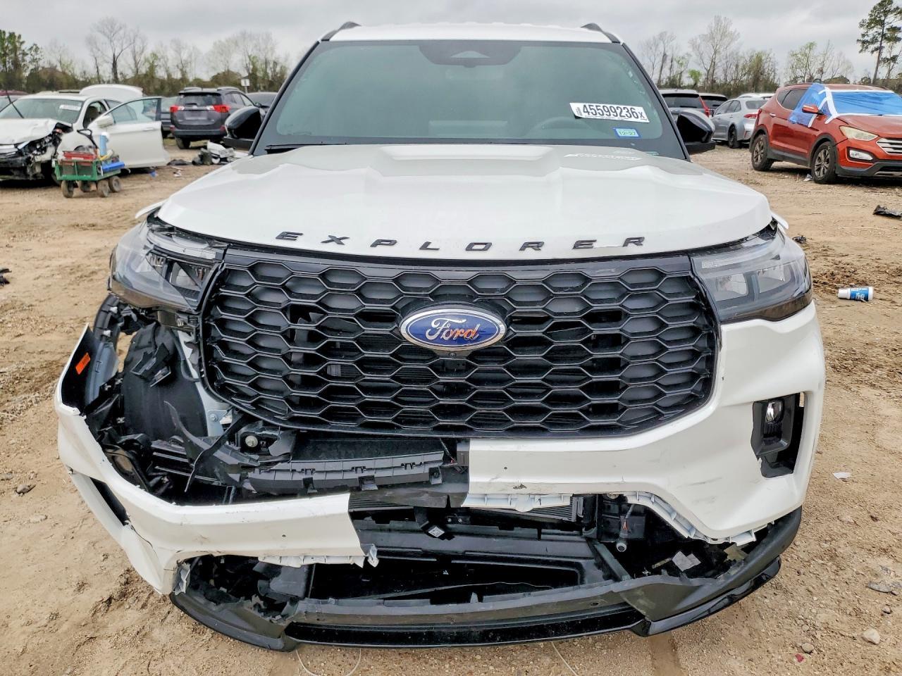 2025 Ford Explorer St-Line - Фото 5
