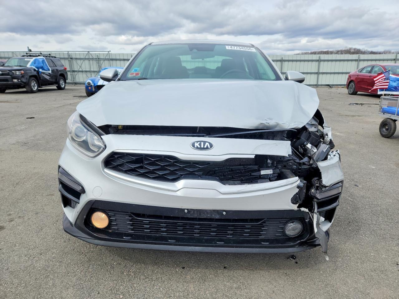 2021 Kia Forte Lxs - Image 5