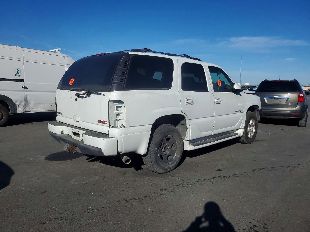 2006 GMC Yukon Denali - Фото 3