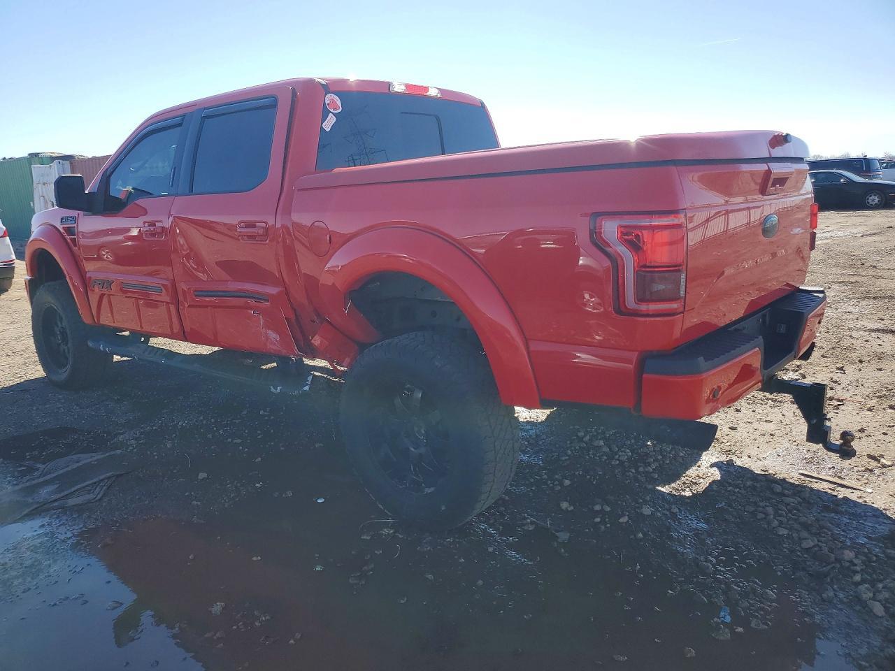 2015 Ford F150 Supercrew - Фото 2