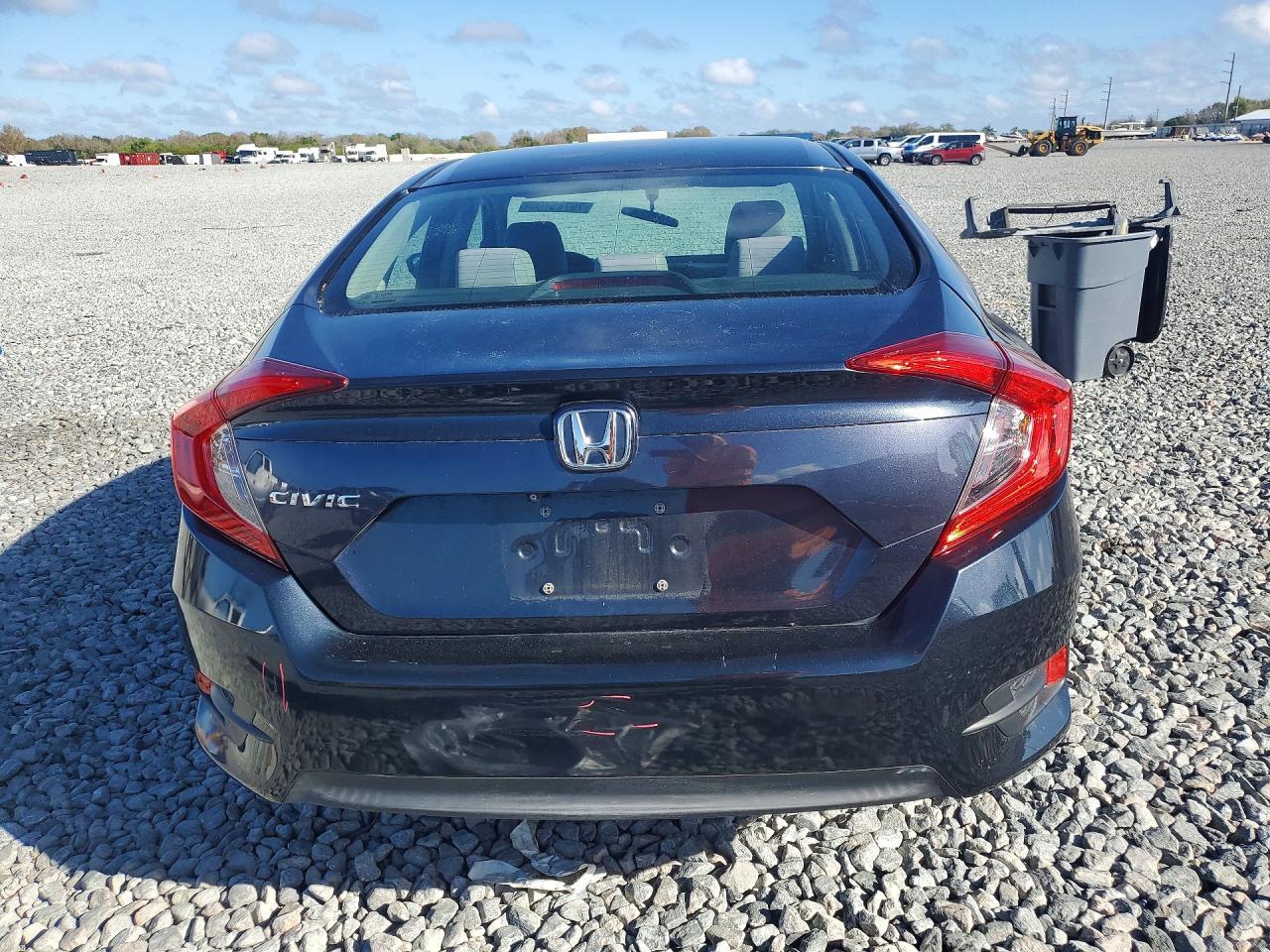 2017 Honda Civic Lx - Image 6