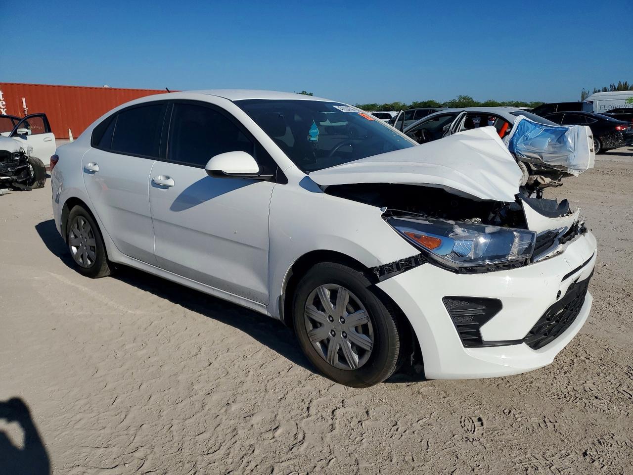 2022 Kia Rio Lx - Image 4