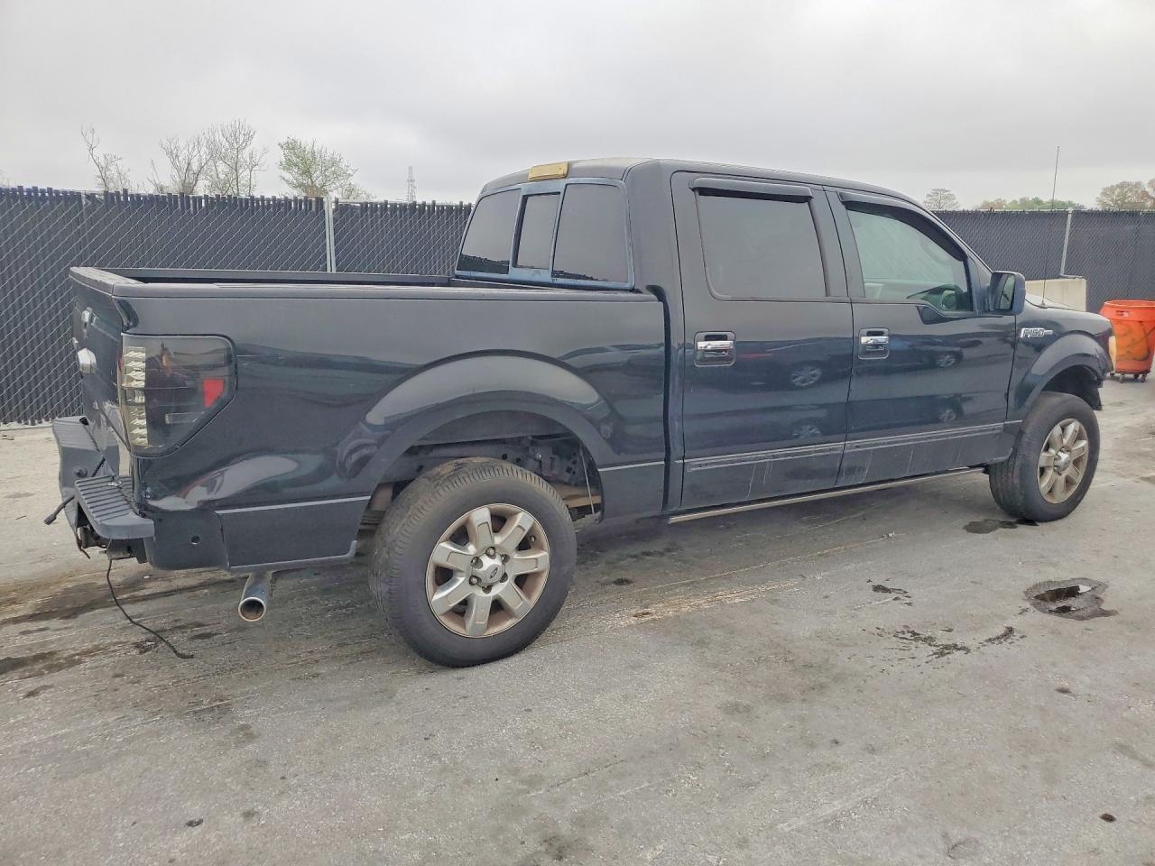 2010 Ford F150 Supercrew - Image 3