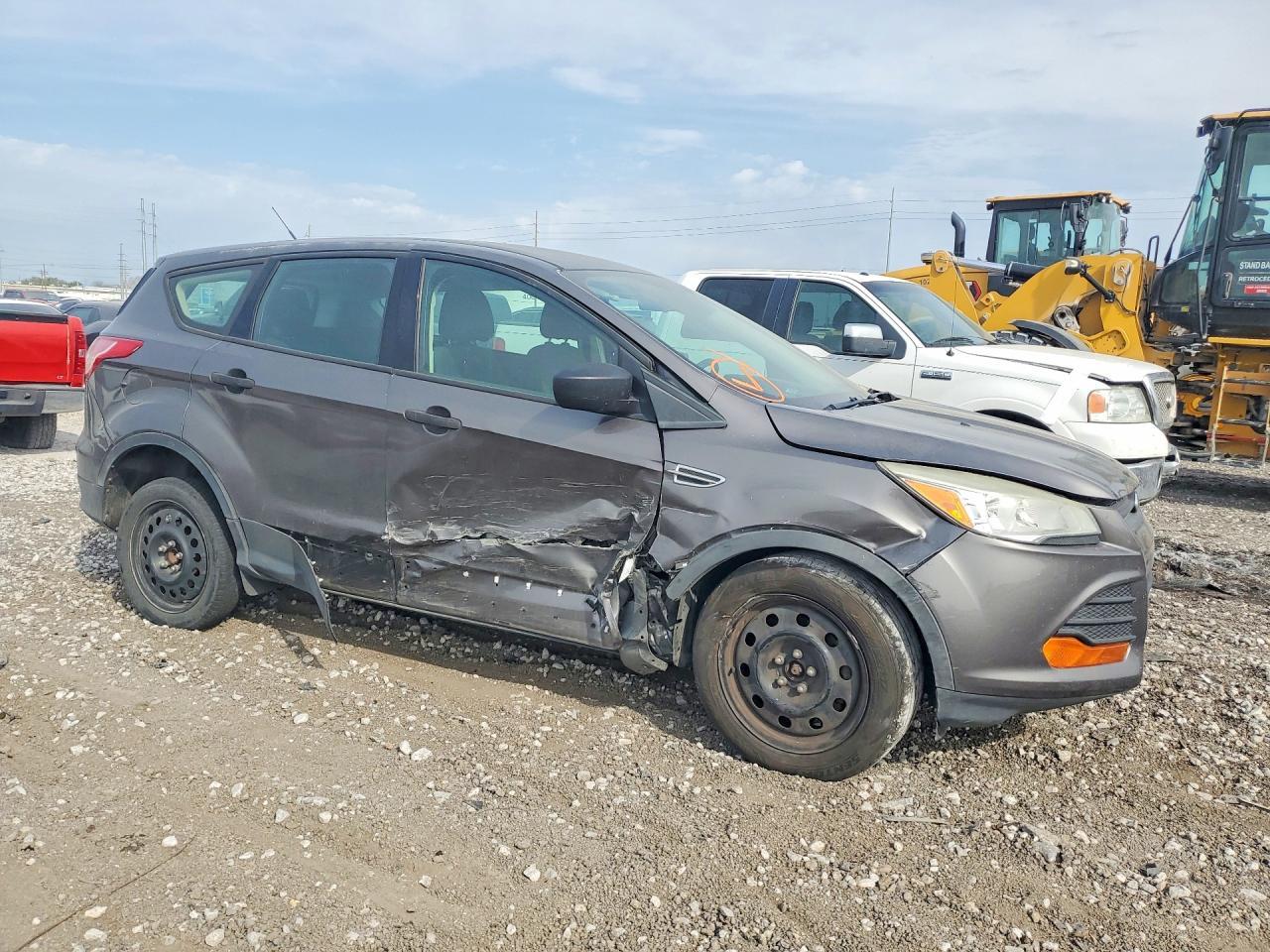 2013 Ford Escape S - Фото 4