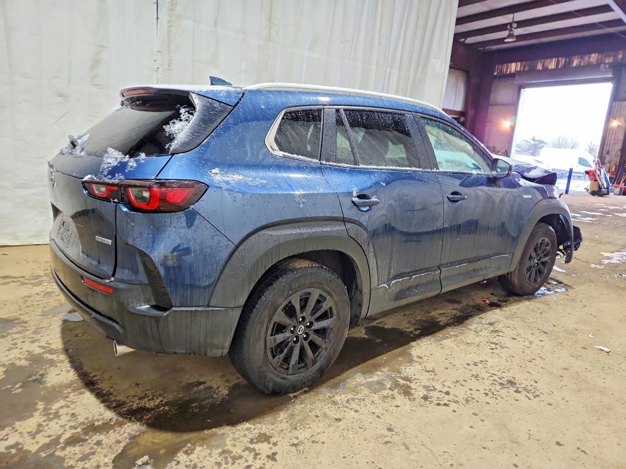 2025 Mazda Cx-50 Preferred - Image 3