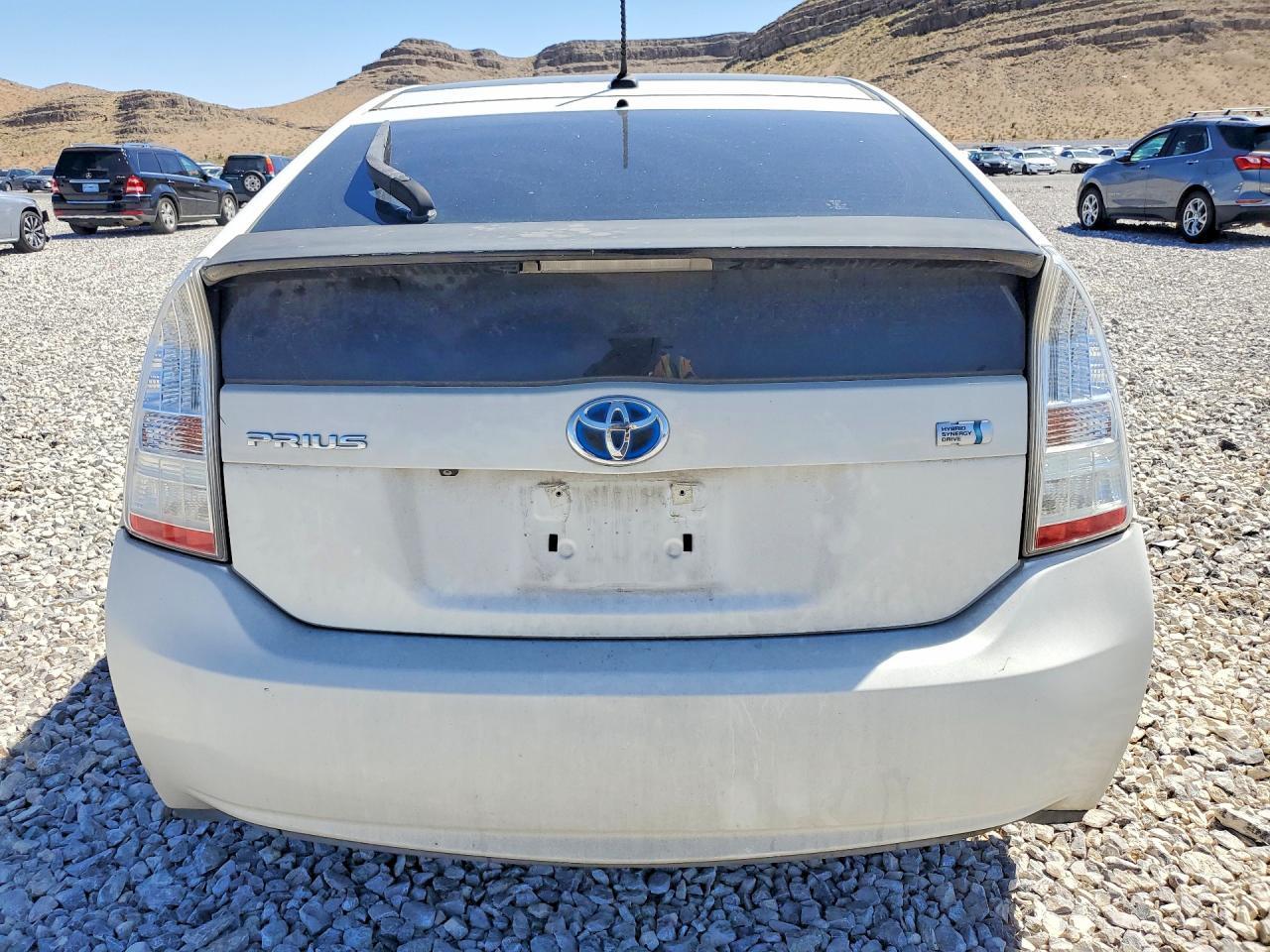 2010 Toyota Prius Iv - Фото 6