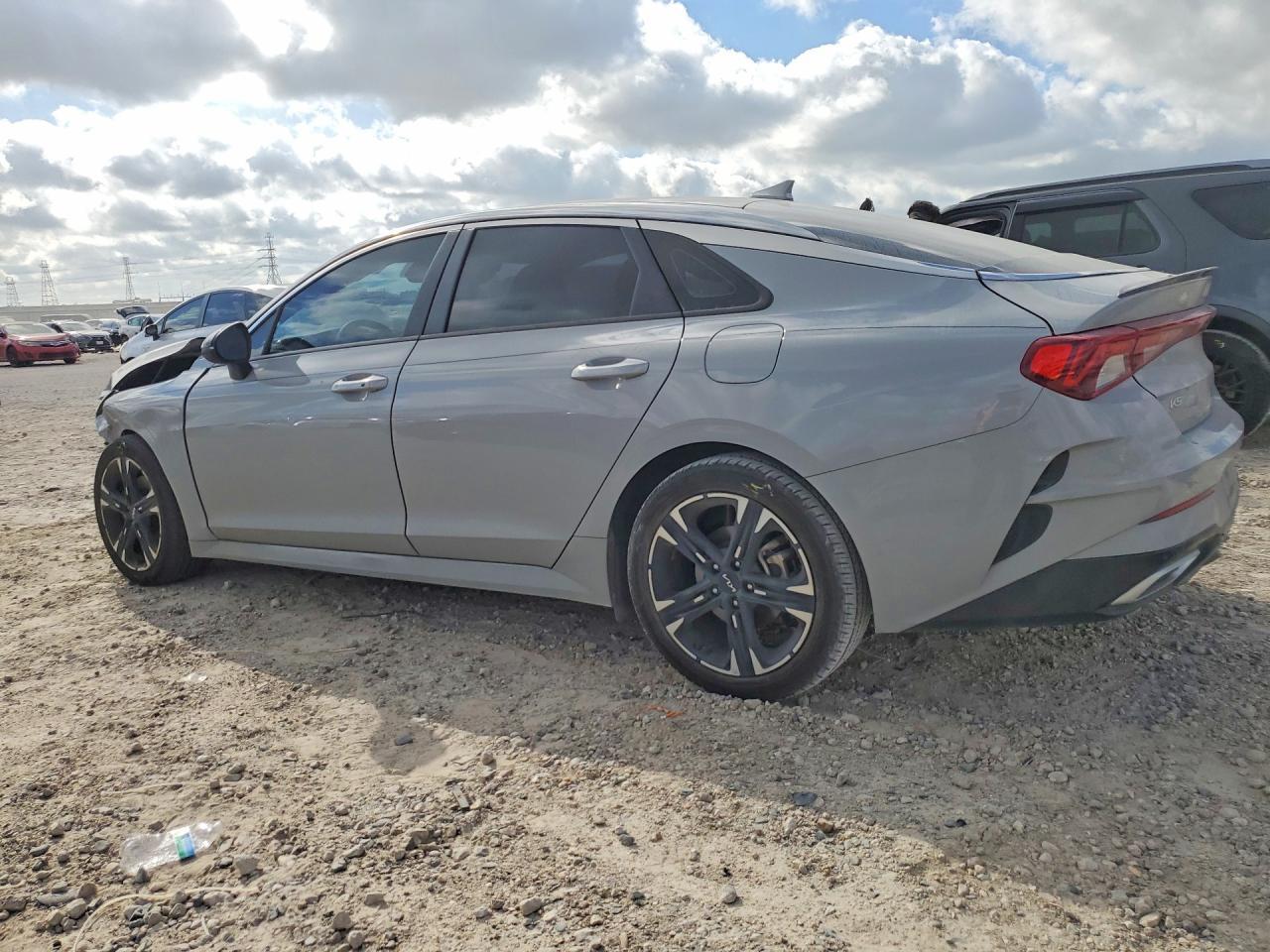 2024 Kia K5 Gt-Line - Фото 2