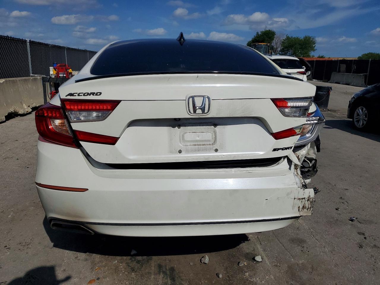 2018 Honda Accord Sport - Фото 6