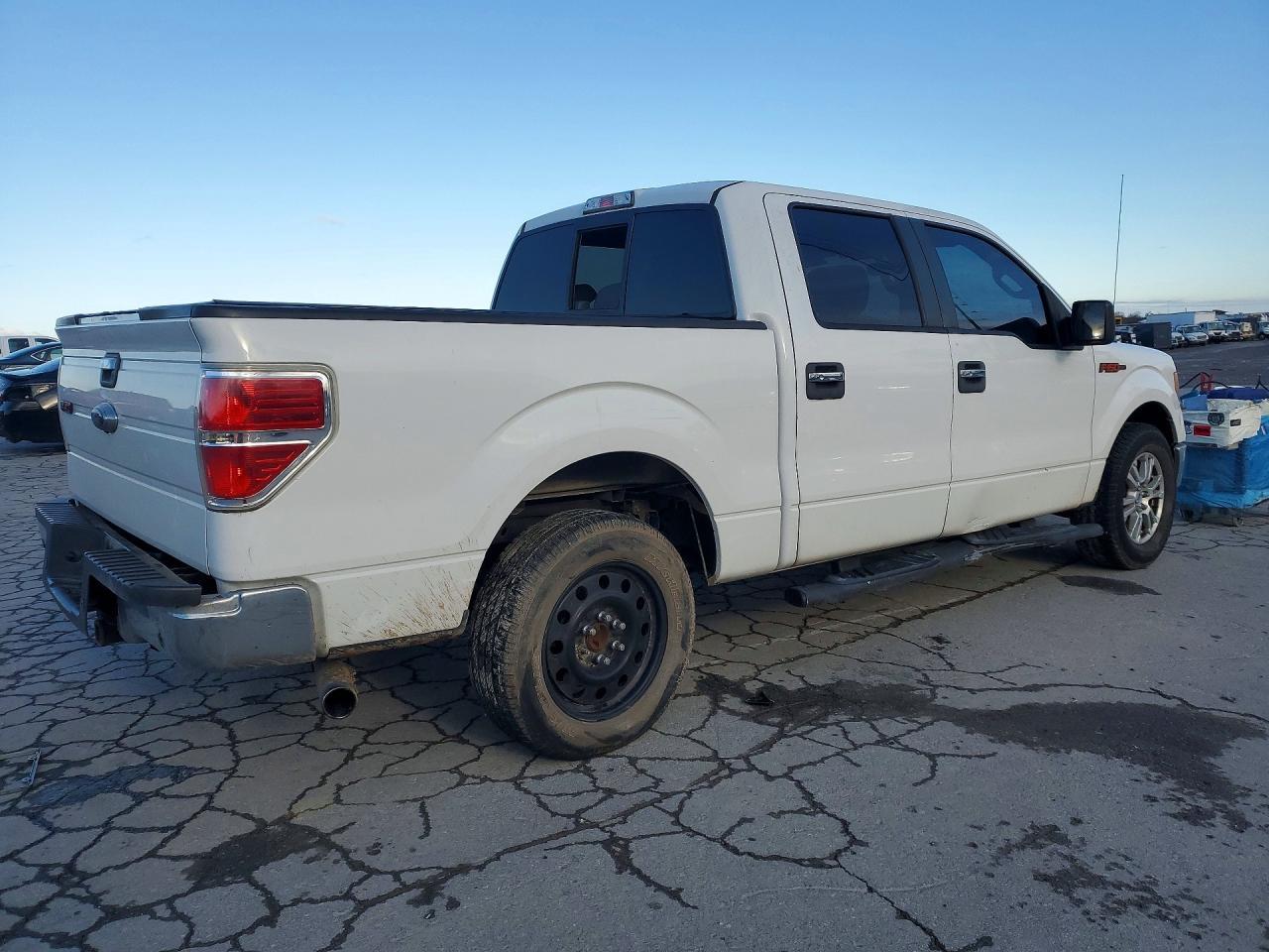 2014 Ford F150 Supercrew - Фото 3