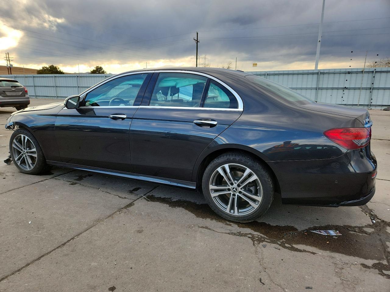 2023 Mercedes-Benz E 350 4Matic - Фото 2