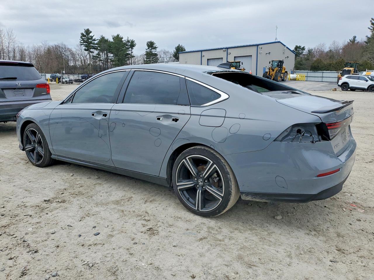 2025 Honda Accord Hybrid Sport - Image 2