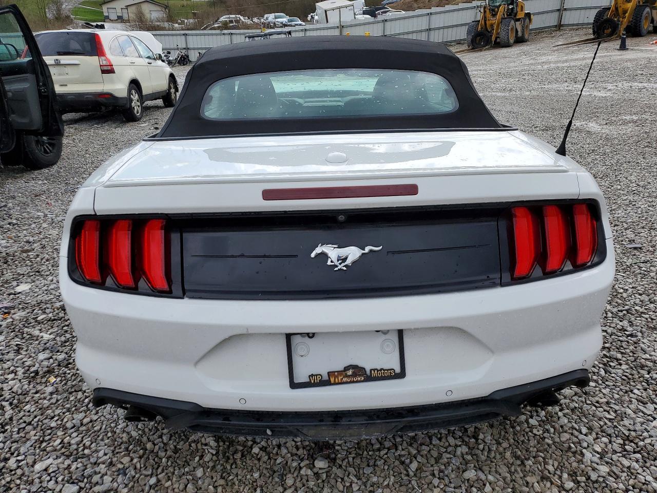 2018 Ford Mustang - Image 6