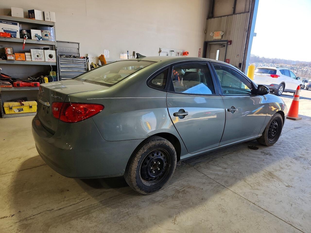 2010 Hyundai Elantra Gls - Image 3