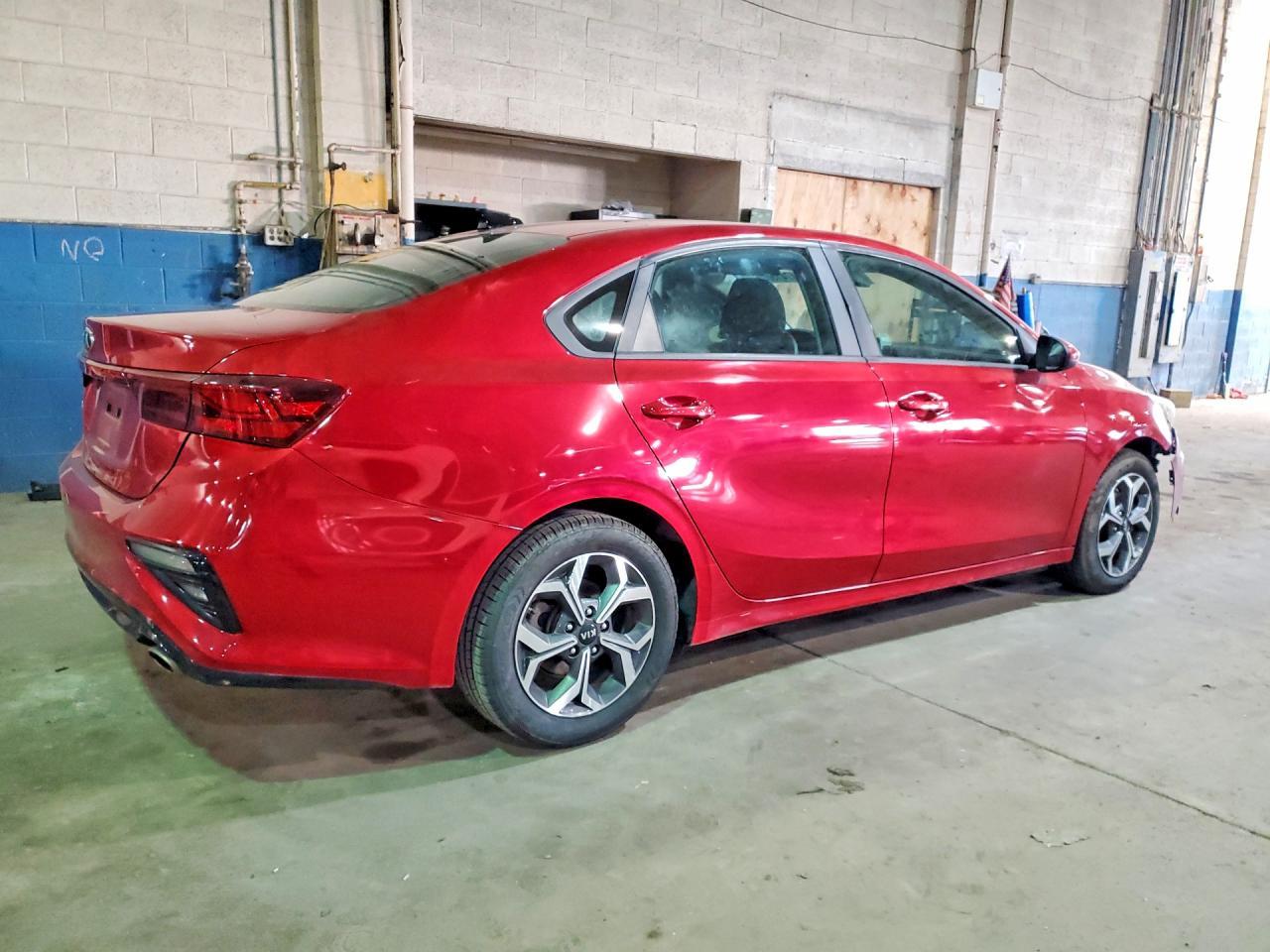 2019 Kia Forte Lxs - Image 3