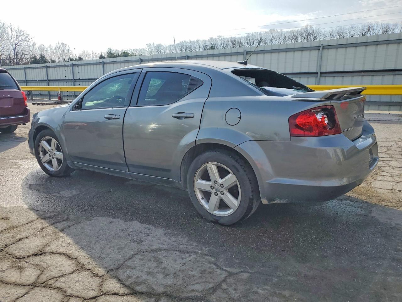2013 Dodge Avenger Se - Фото 2