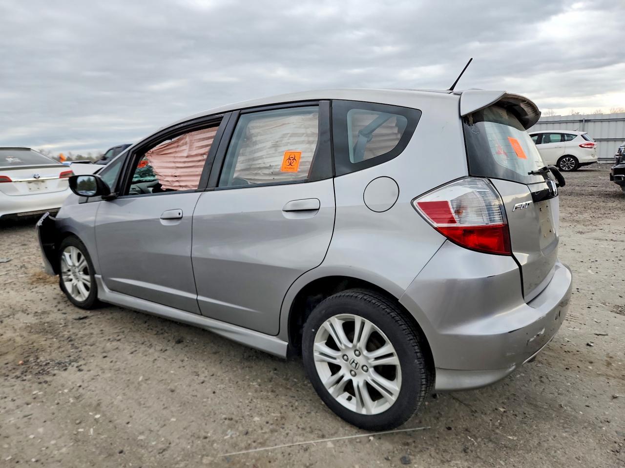 2010 Honda Fit Sport - Фото 2