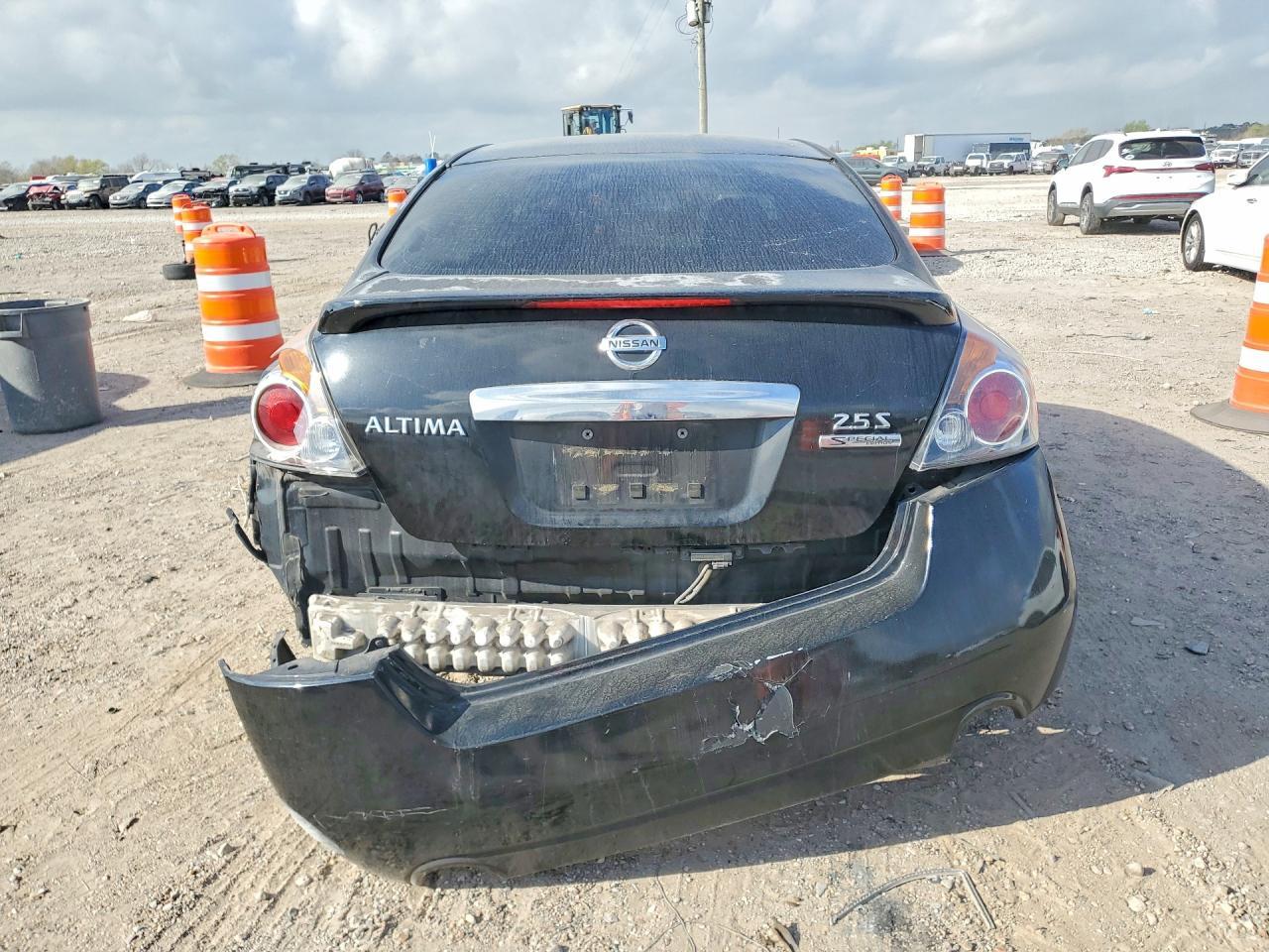2011 Nissan Altima 2.5 - Image 6