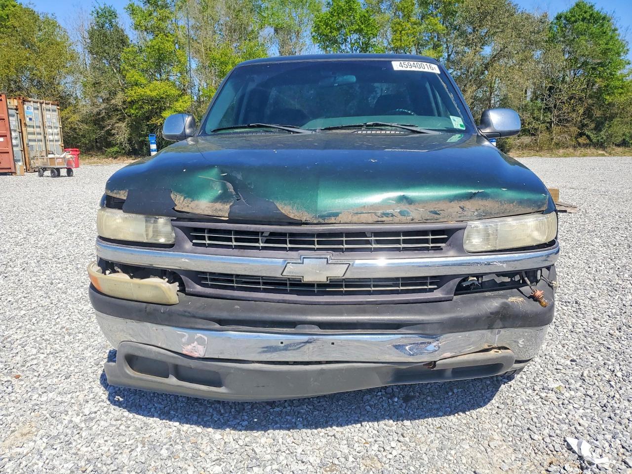 2001 Chevrolet Silverado C1500 - Image 5