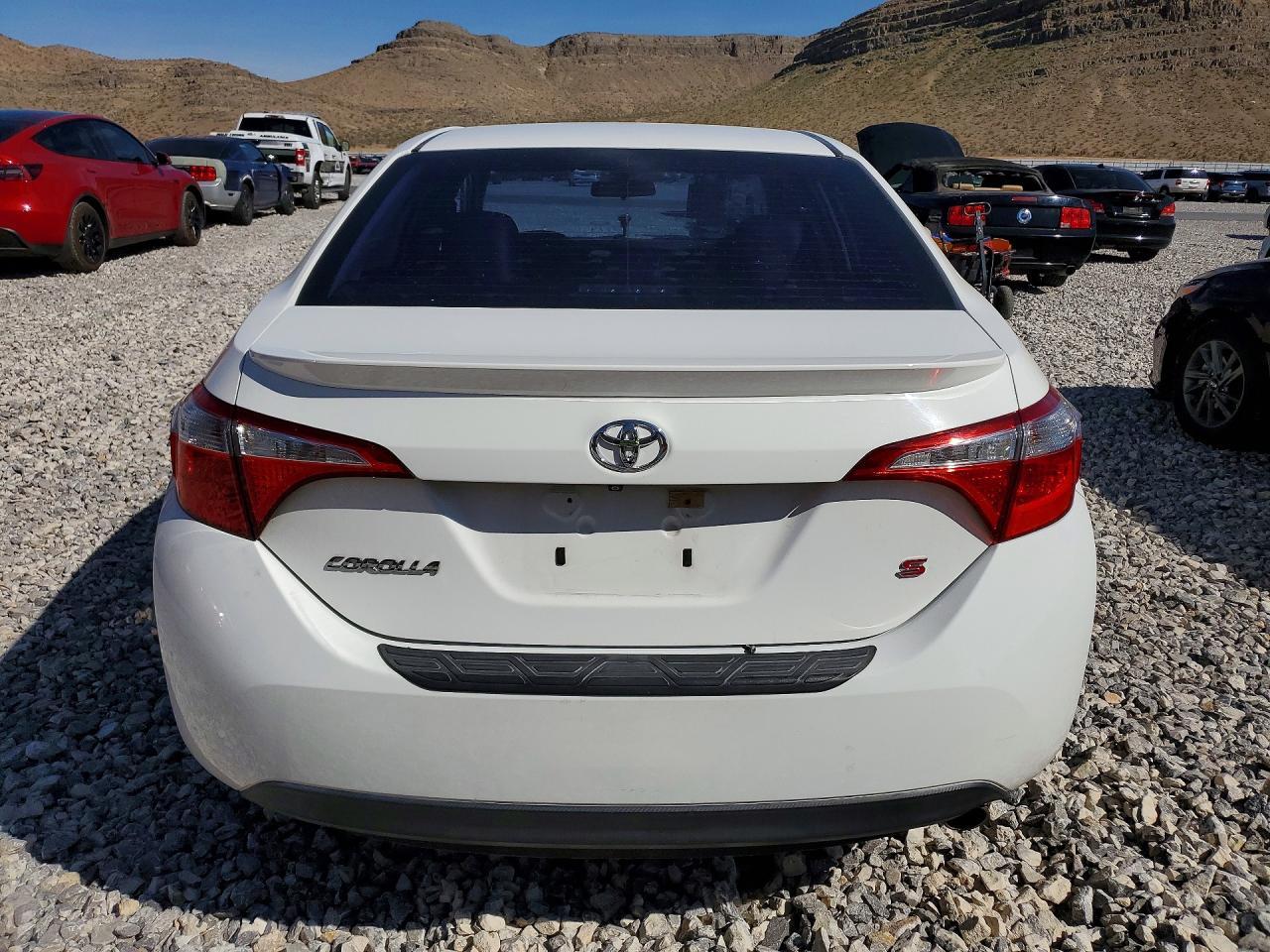 2015 Toyota Corolla S Plus - Фото 6