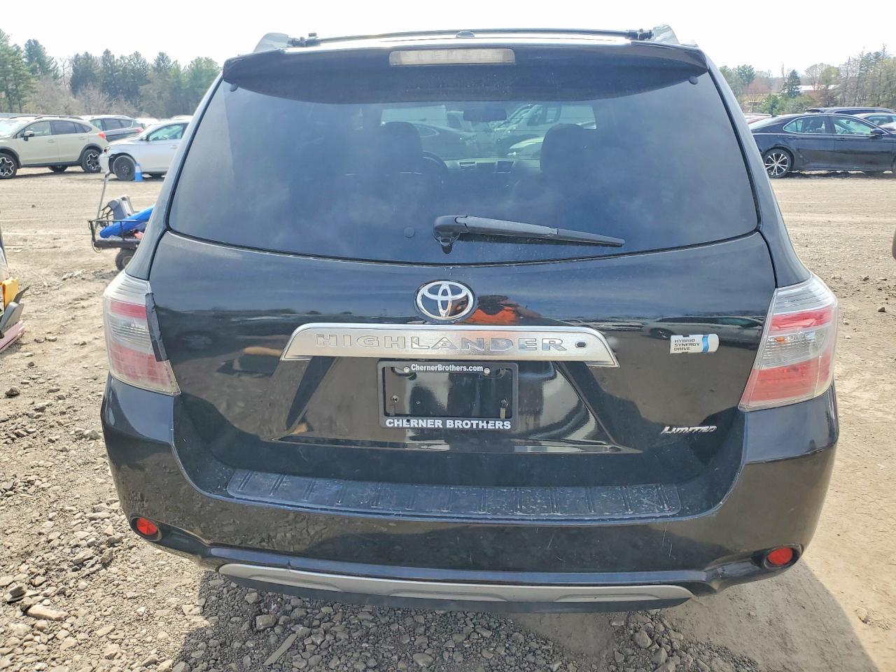 2010 Toyota Highlander Hybrid Limited - Image 6