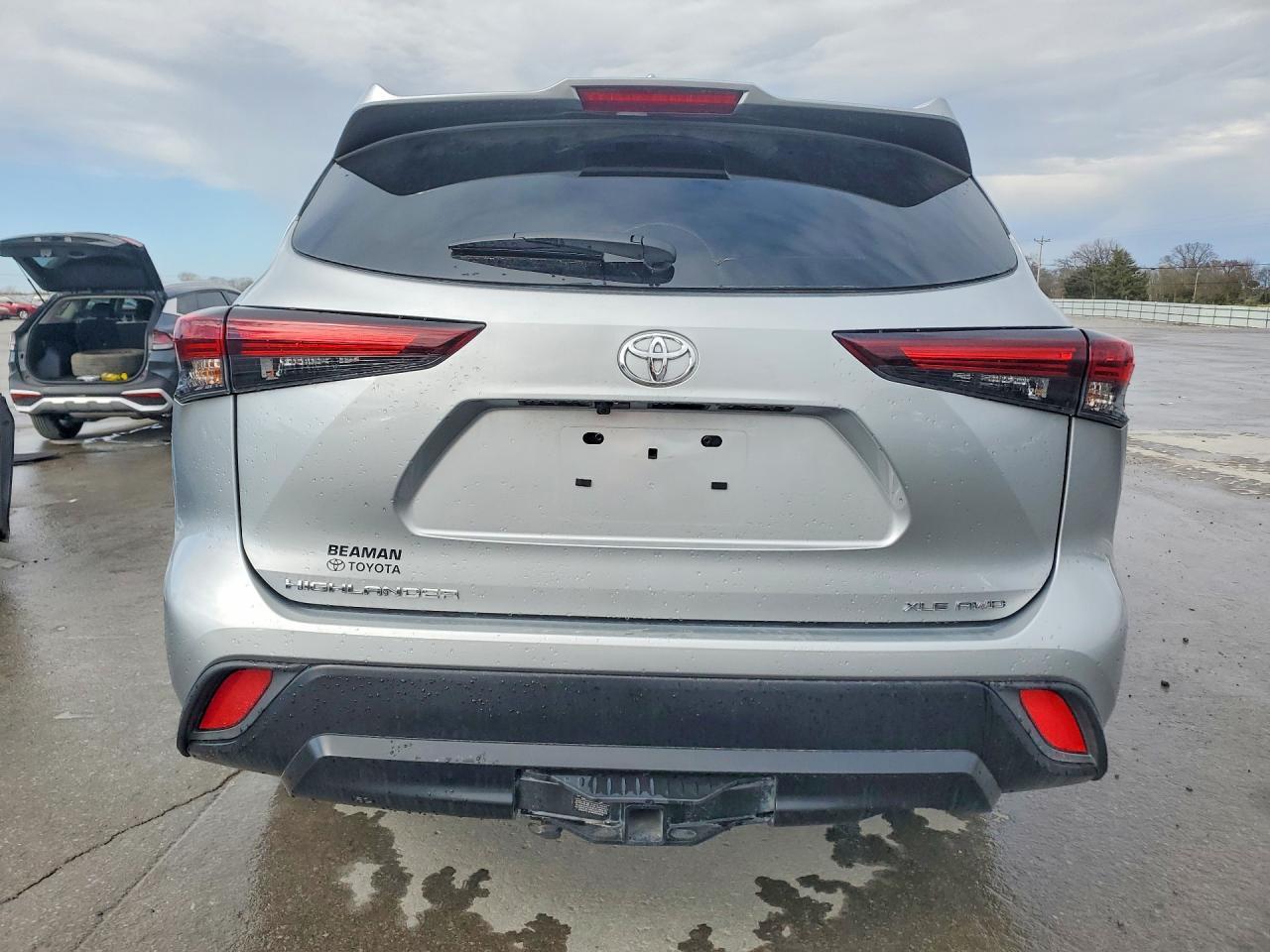 2025 Toyota Highlander Xle - Фото 6
