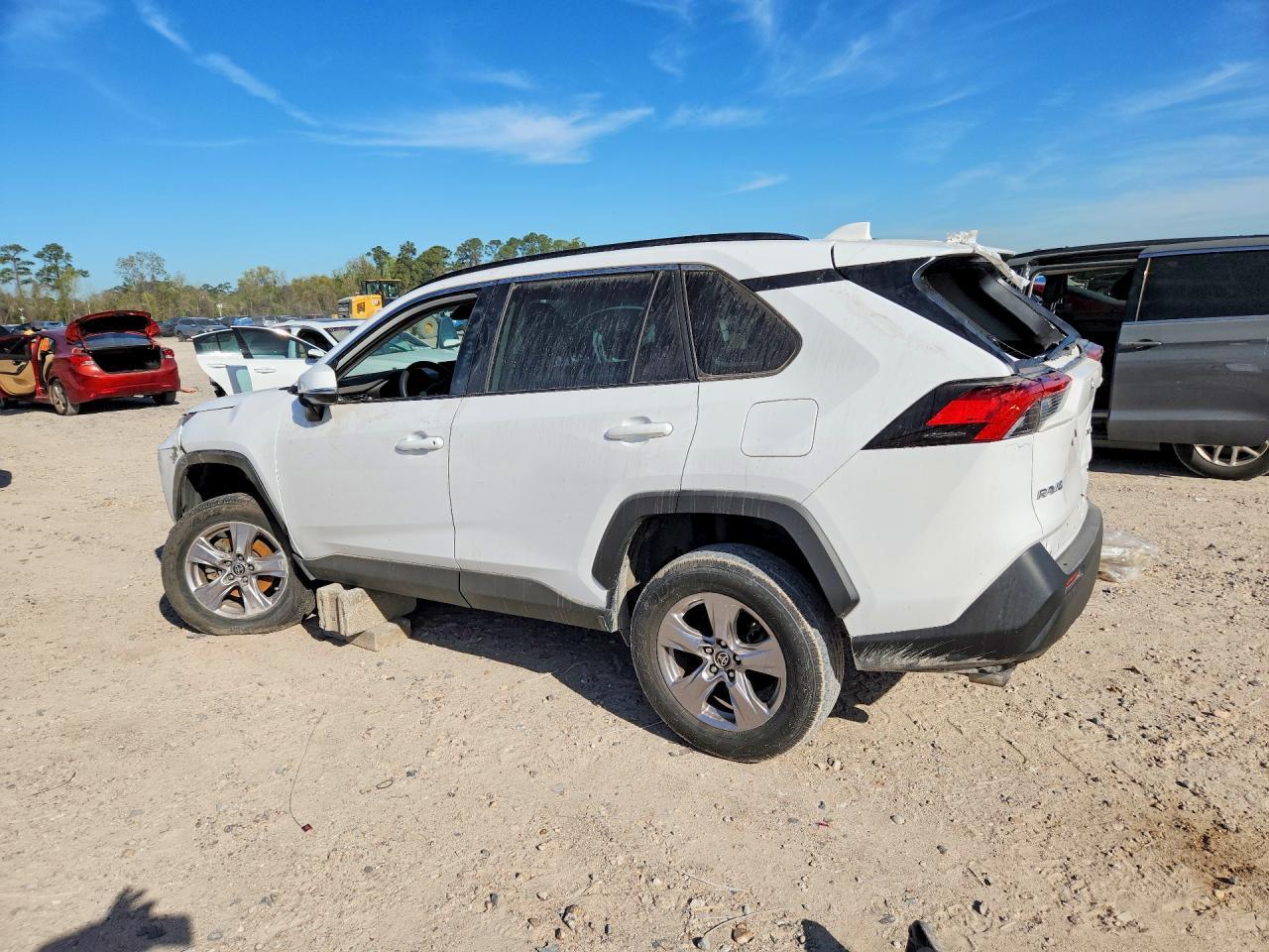 2022 Toyota Rav4 - Фото 2