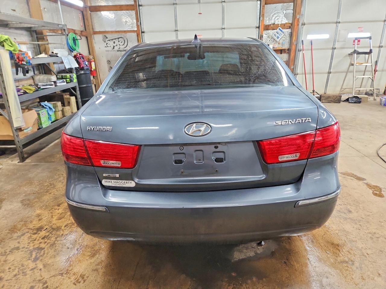2010 Hyundai Sonata Limited - Image 6
