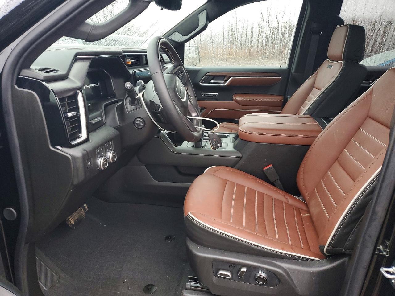 2026 GMC Sierra K1500 Denali Ultimate - Image 7