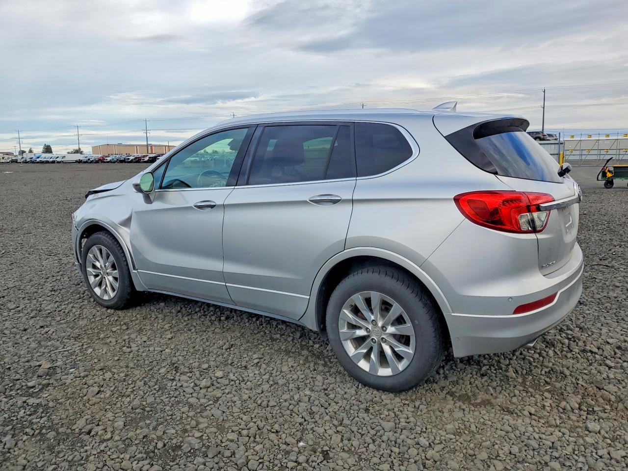 2017 Buick Envision Essence - Фото 2
