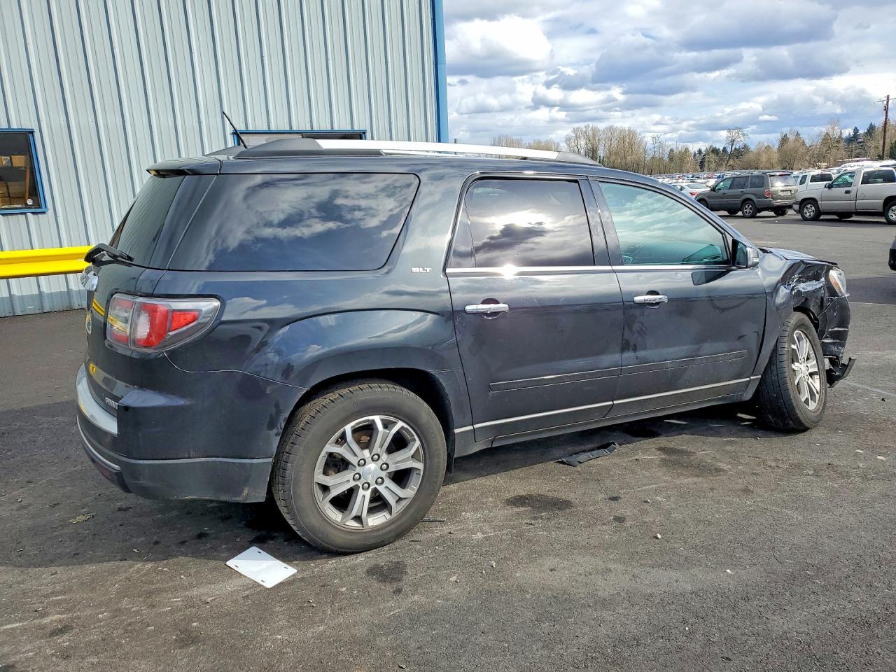 2014 GMC Acadia Slt-2 - Image 3