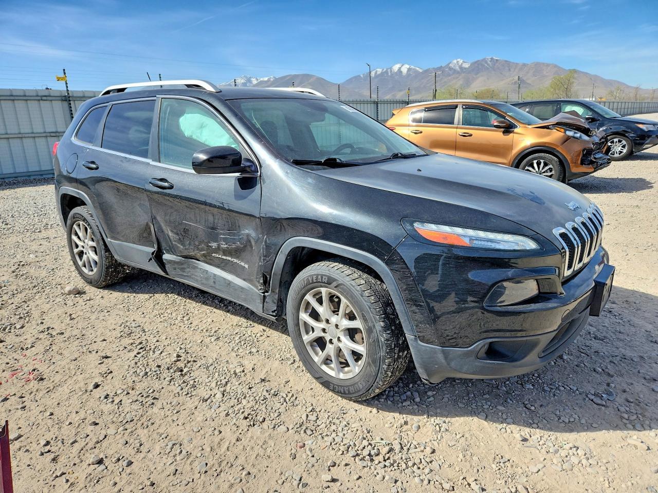 2015 Jeep Cherokee Latitude - Фото 4